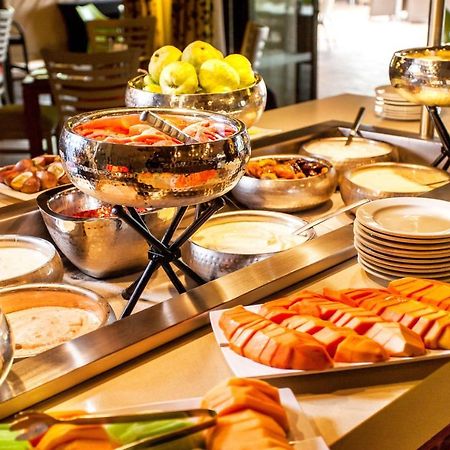 Garden Court Morningside Sandton Йоханесбург Екстериор снимка