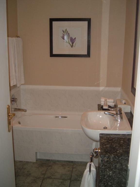 Garden Court Morningside Sandton Йоханесбург Екстериор снимка