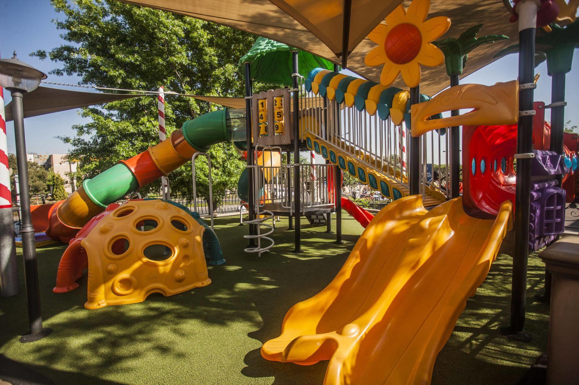 Garden Court Morningside Sandton Йоханесбург Екстериор снимка